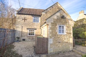 Side Elevation- click for photo gallery
